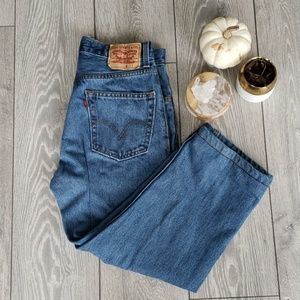 Levi's Wide-Legged Jeans